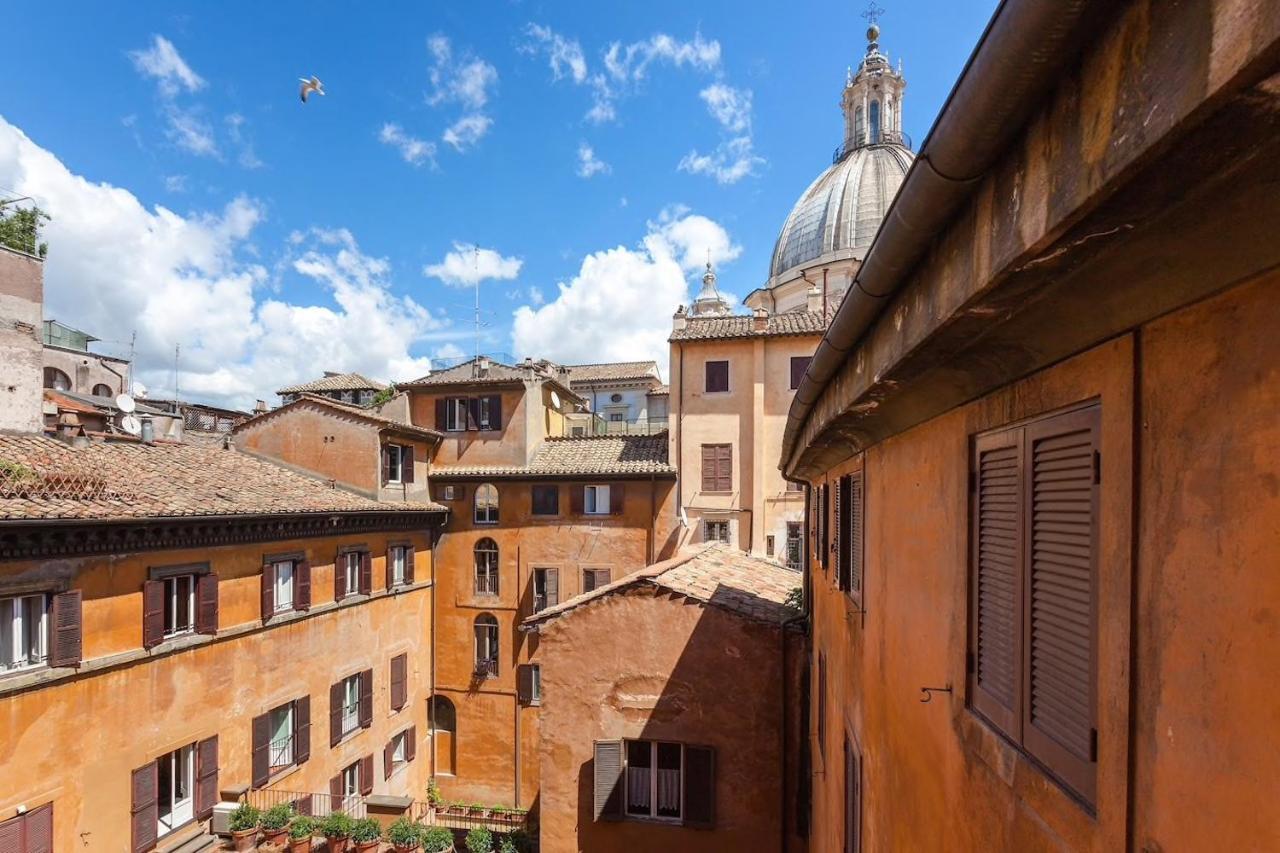 Appartamento Via Del Teatro Pace Rome Exterior photo